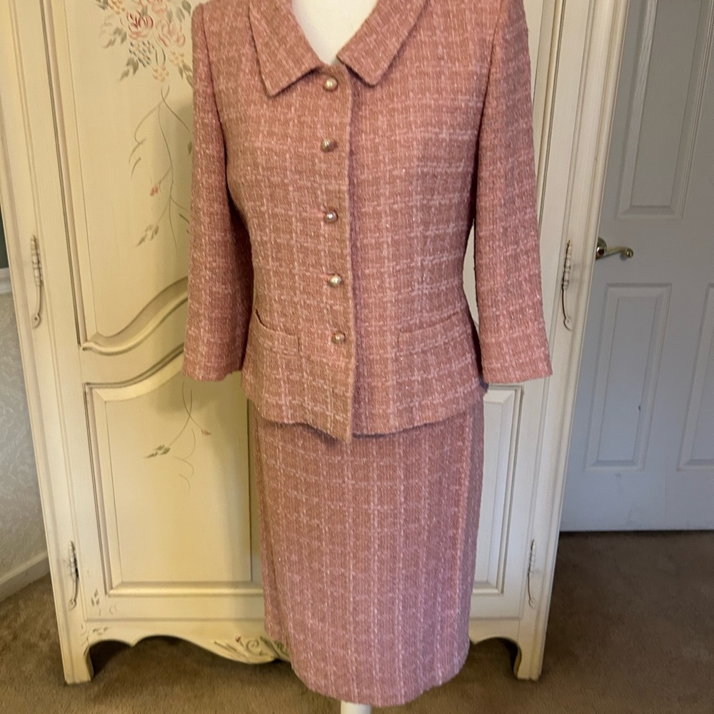 Paule Vasseur of France 3-piece suit, size 40.  Light pink with pearl buttons